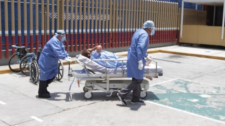 Suman 22 mil 88 casos positivos y 2 mil 61 muertos por COVID-19 en México