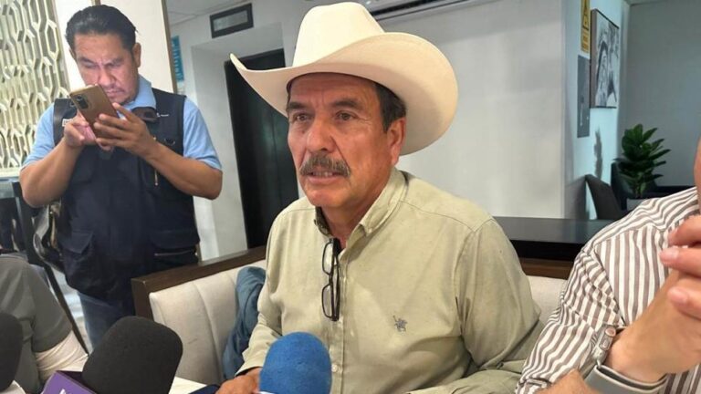 Detienen en Chihuahua a líder campesino de Sinaloa